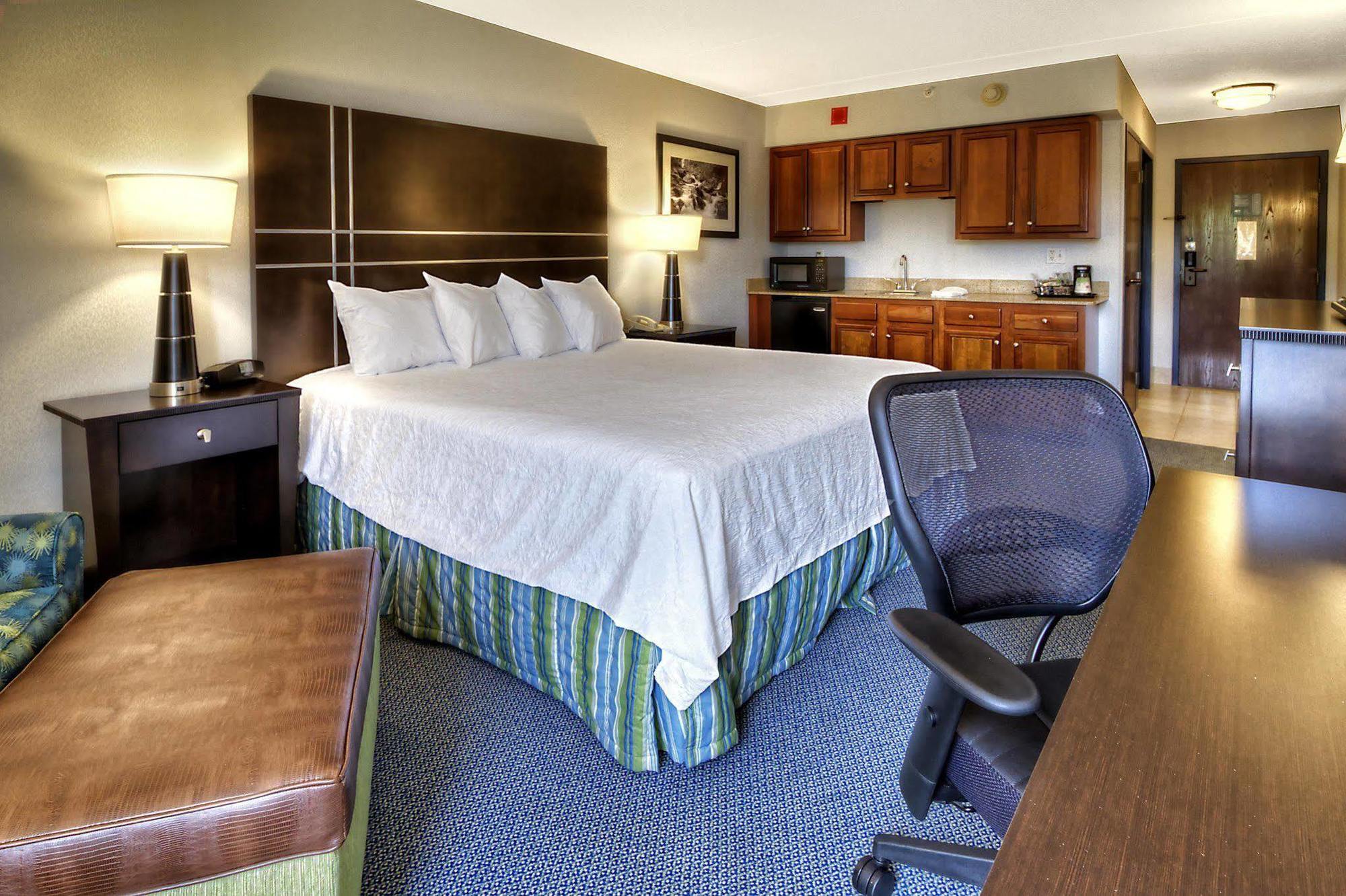 Hampton Inn Greensburg Εξωτερικό φωτογραφία